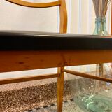 Lot de 4 chaises scandinaves en teck et skaï noir des années 60
