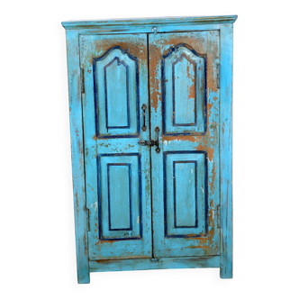Armoire en teck birman avec patine bleu d’origine
