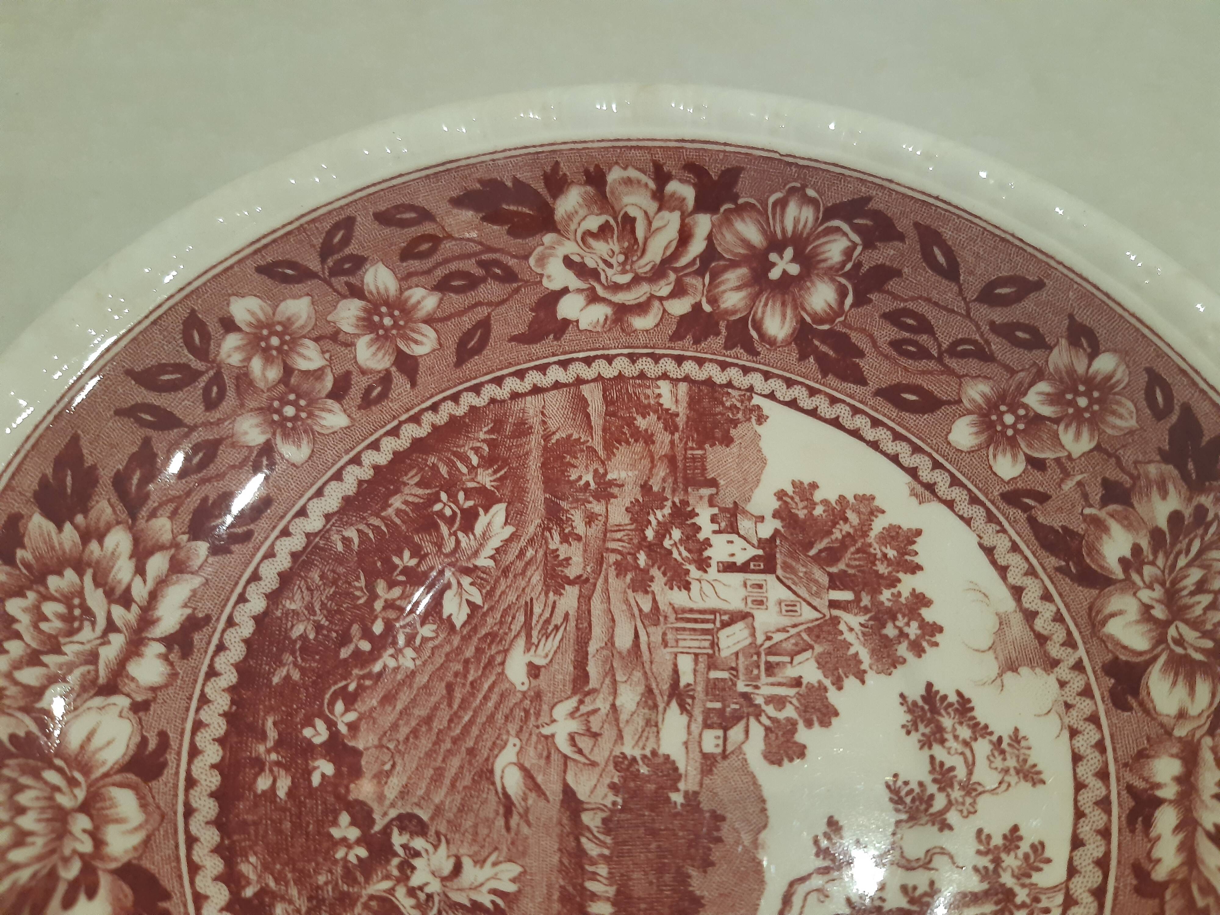 Old earthenware dessert plate, red country-style decoration by Villeroy and Boch.