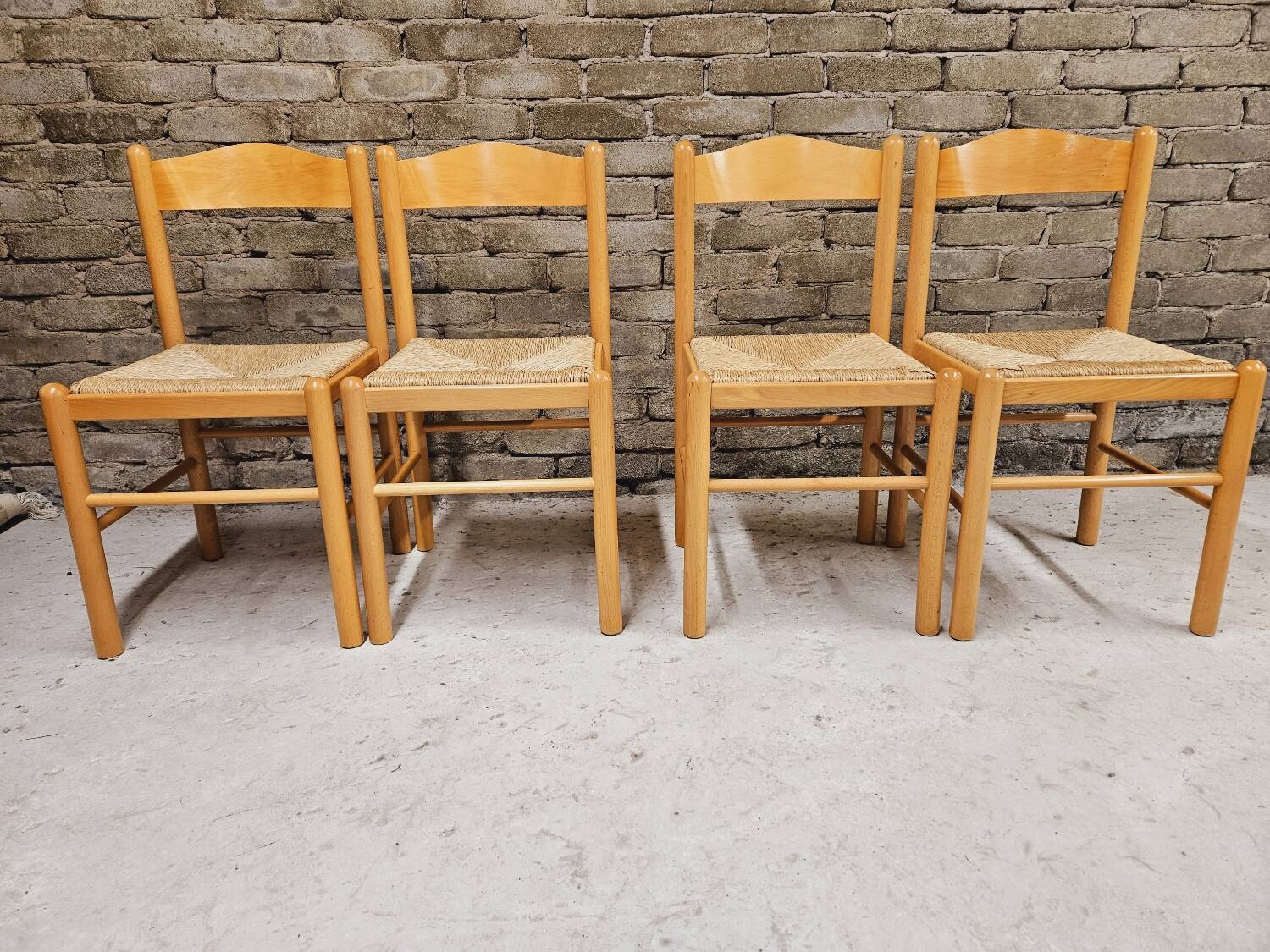 Set of 4 vintage pine and rush chairs