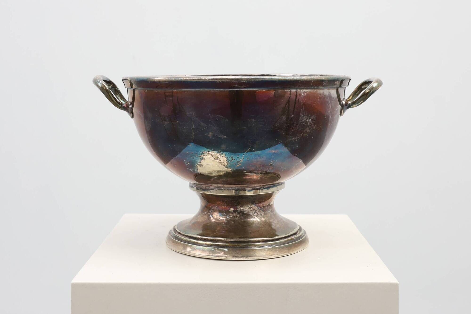 Art deco Silverplated champagne cooler with Patinated Surface, France 1920s