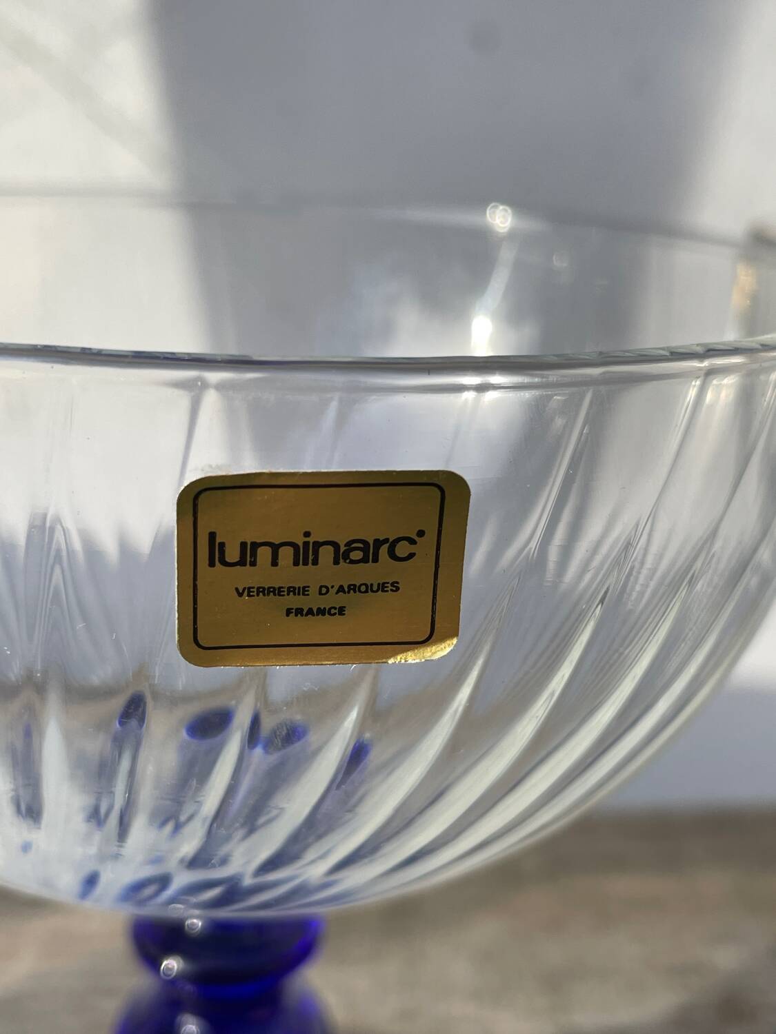 6 Luminarc blue glass dessert bowls/stemmed dishes