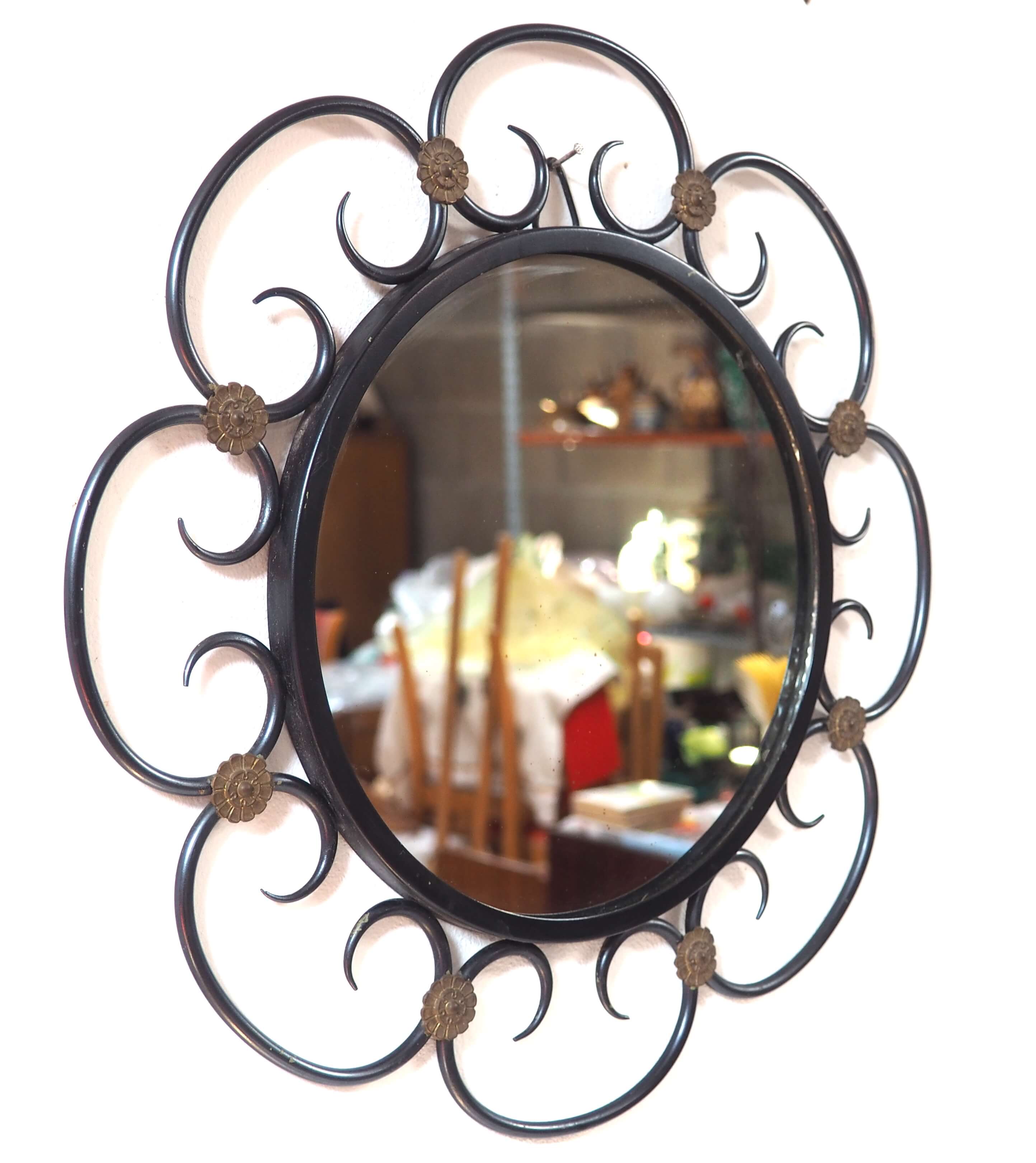 Metal daisy mirror 39x39cm