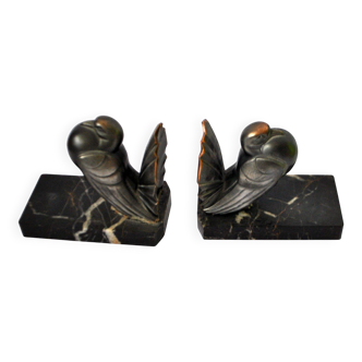 Art Deco bookends sculpture pigeon dove in spelter from the 1920s-1930s.