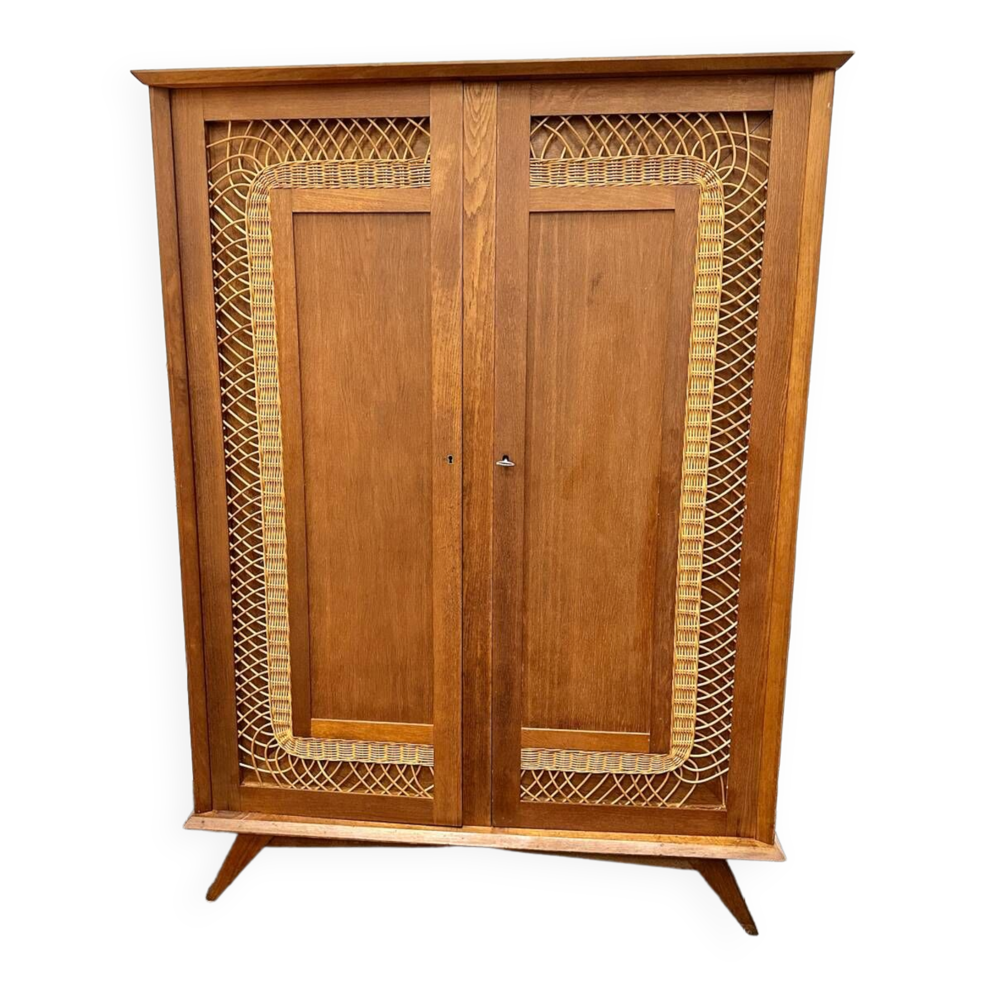 Armoire rotin pieds compas