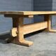 Table de style monastère