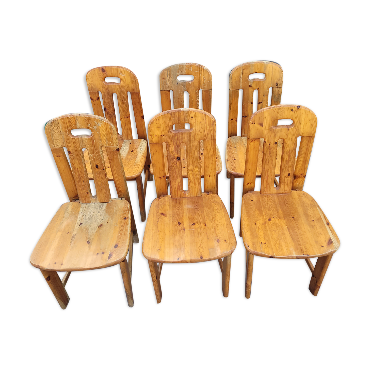 6 pine chairs