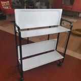 Foldable service on wheels