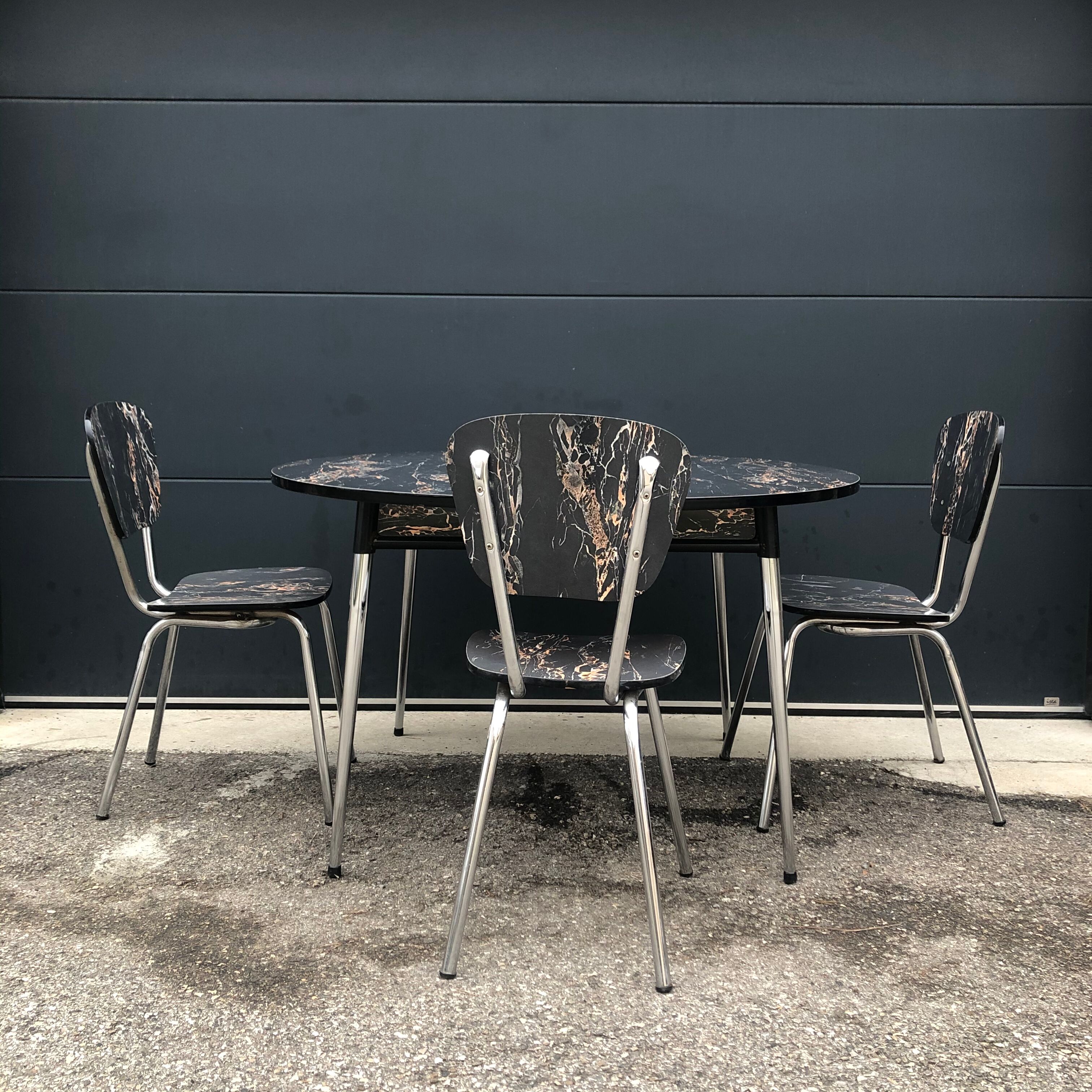 Roundtable and chairs