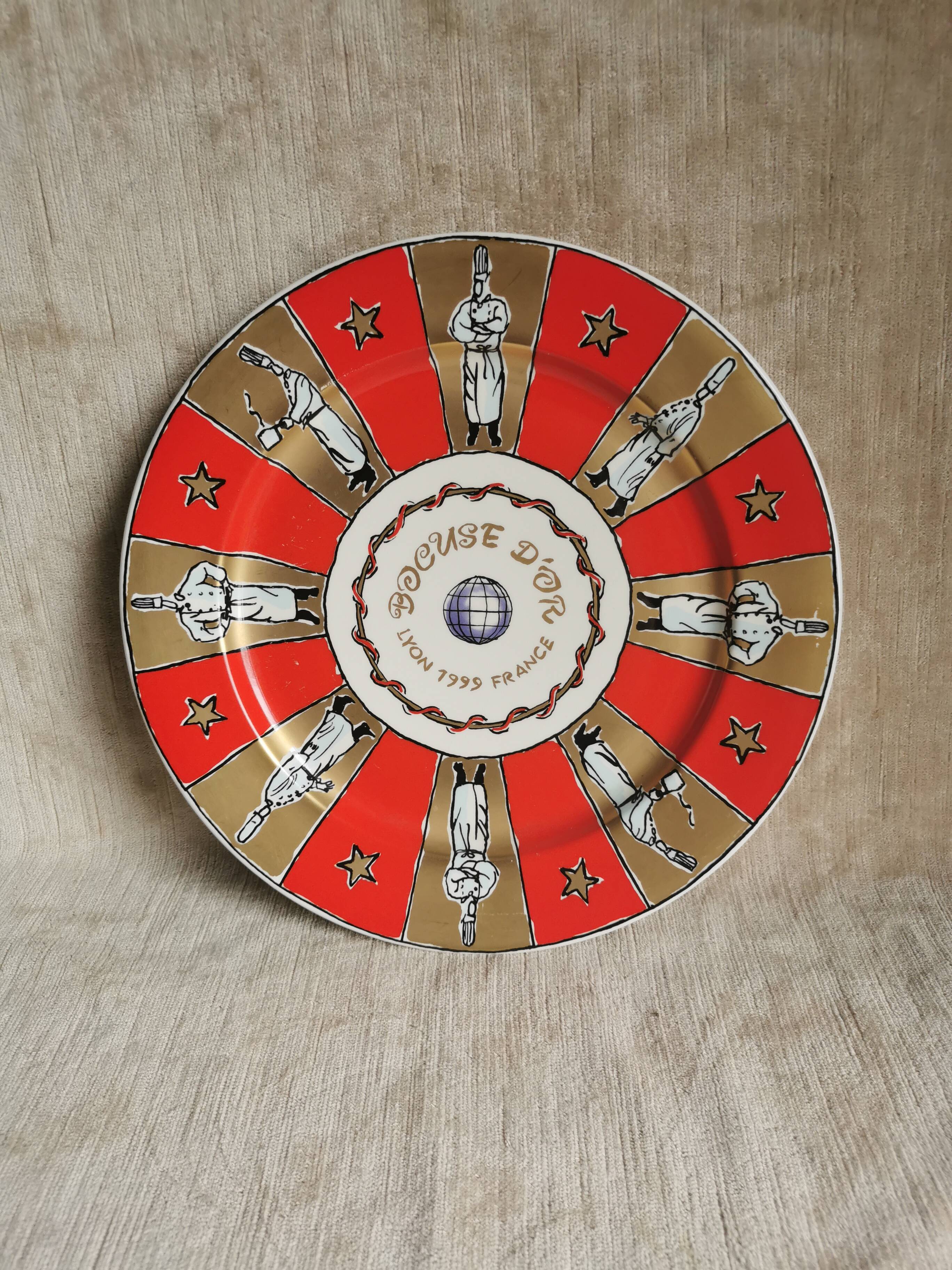 Assiette Bocuse d'or Lyon 1999 crée par Valvro