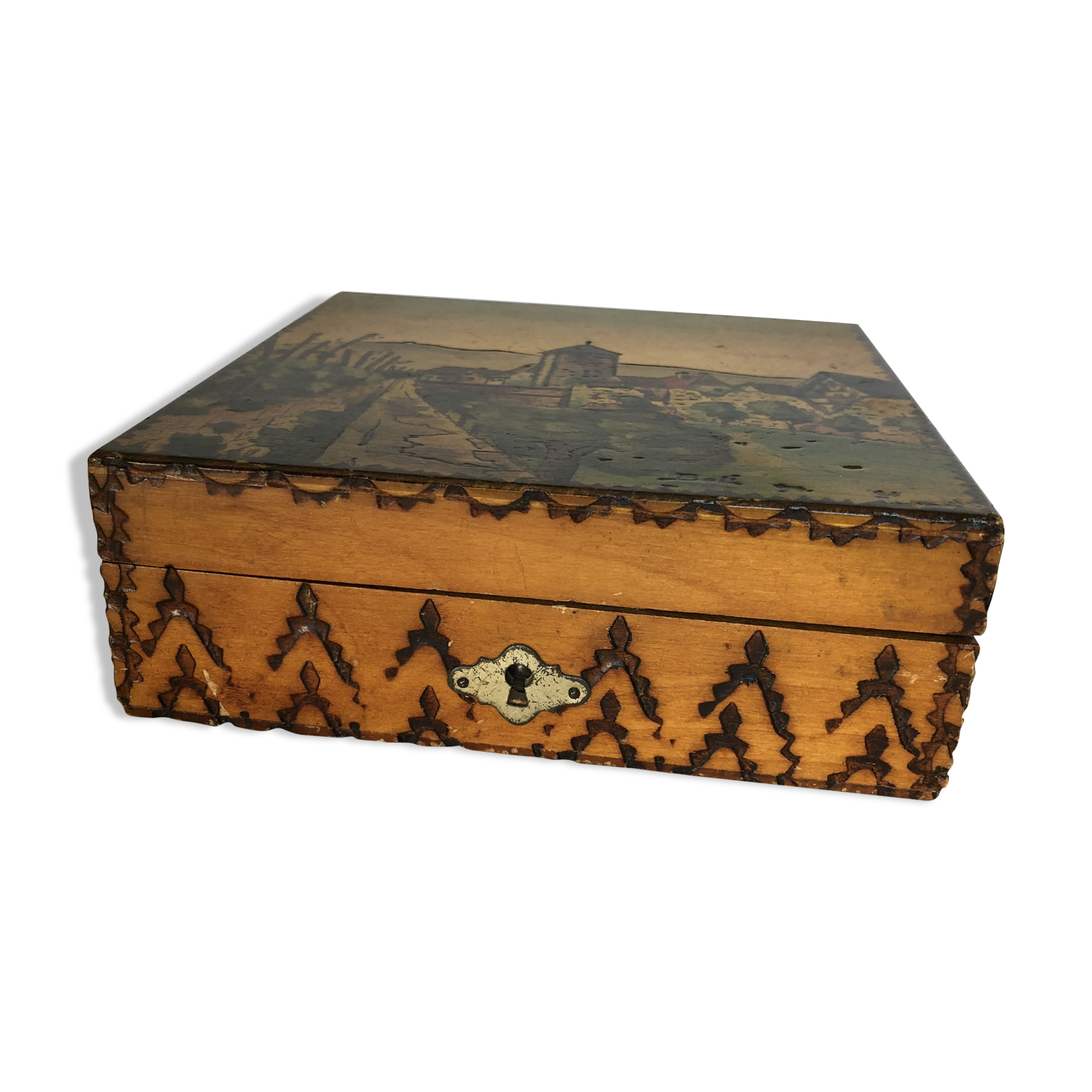 Wooden jewellery box