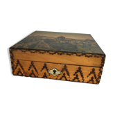 Wooden jewellery box