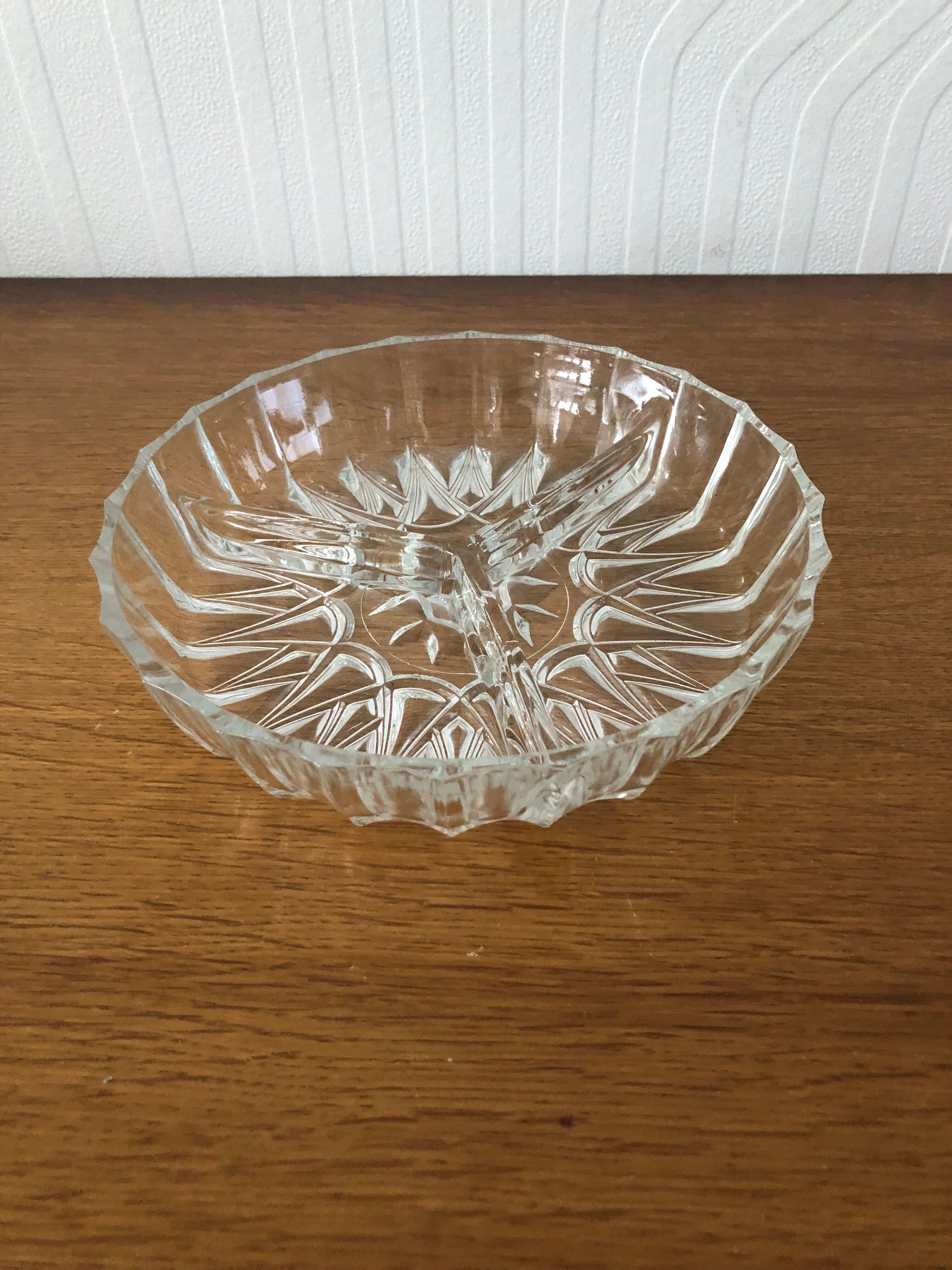 Cut glass aperitif cake dish