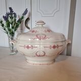 Superb and large English porcelain soup tureen by Minton (19th century)