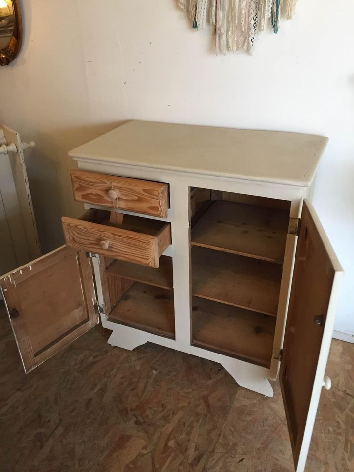 Restyled Mado buffet