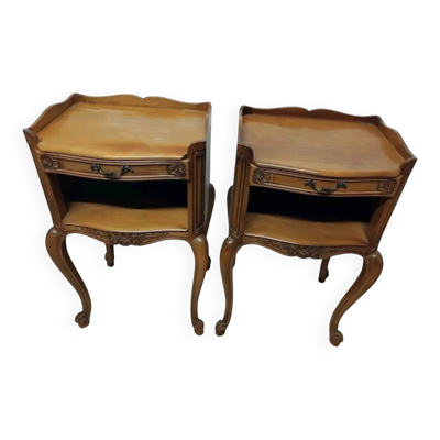 Paire D'anciennes Tables De Nuit Style Louis XV