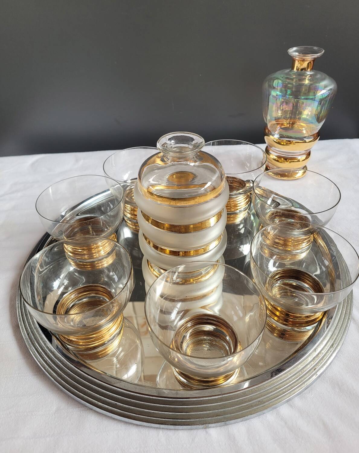 Champagne coupes