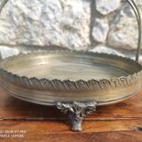 Plat en métal vintage