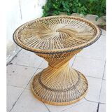 Tamtam table in rattan
