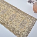 Tapis de couloir Oushak noué à la main