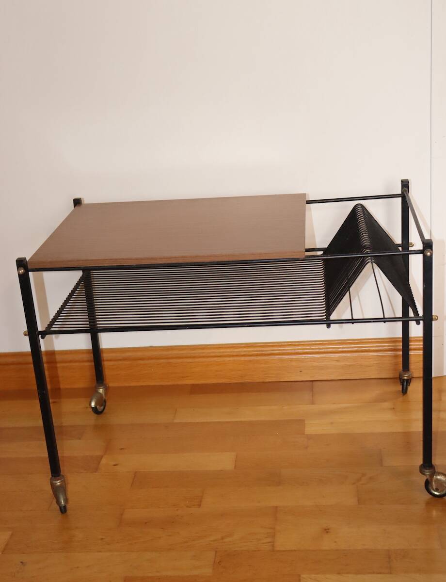 Black metal turntable table