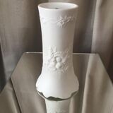 Biscuit and porcelain vase m Frey kaiser germany