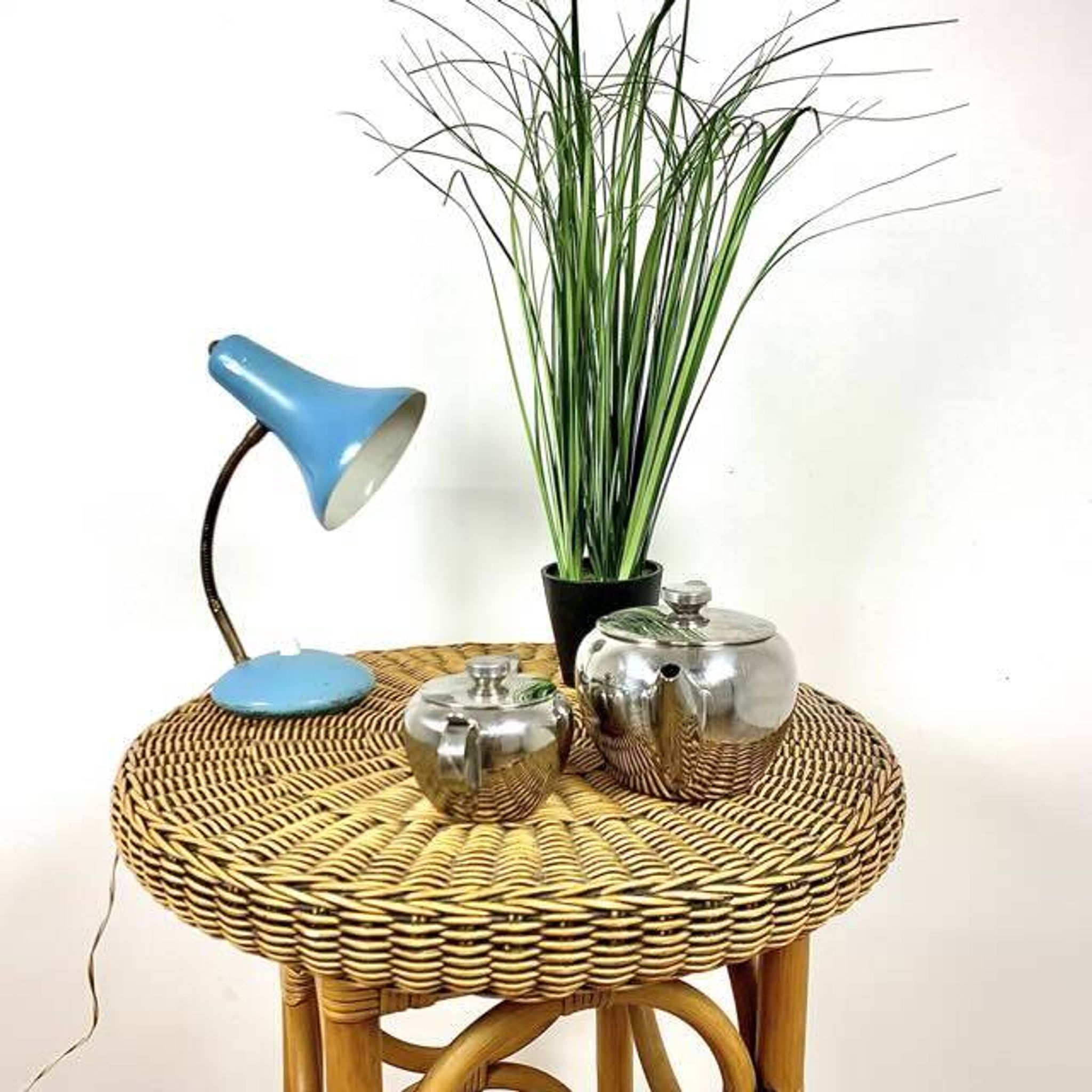 Rattan table