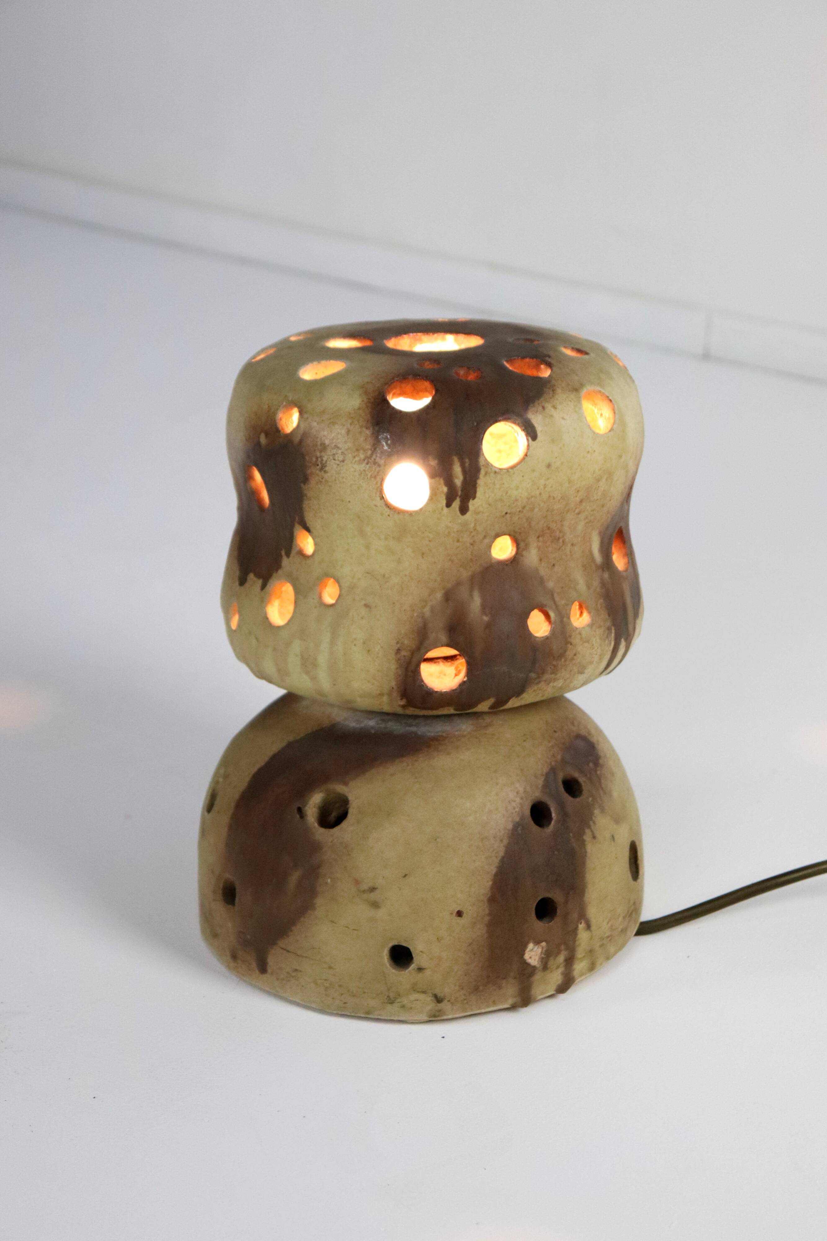 Lampe en céramique brutaliste