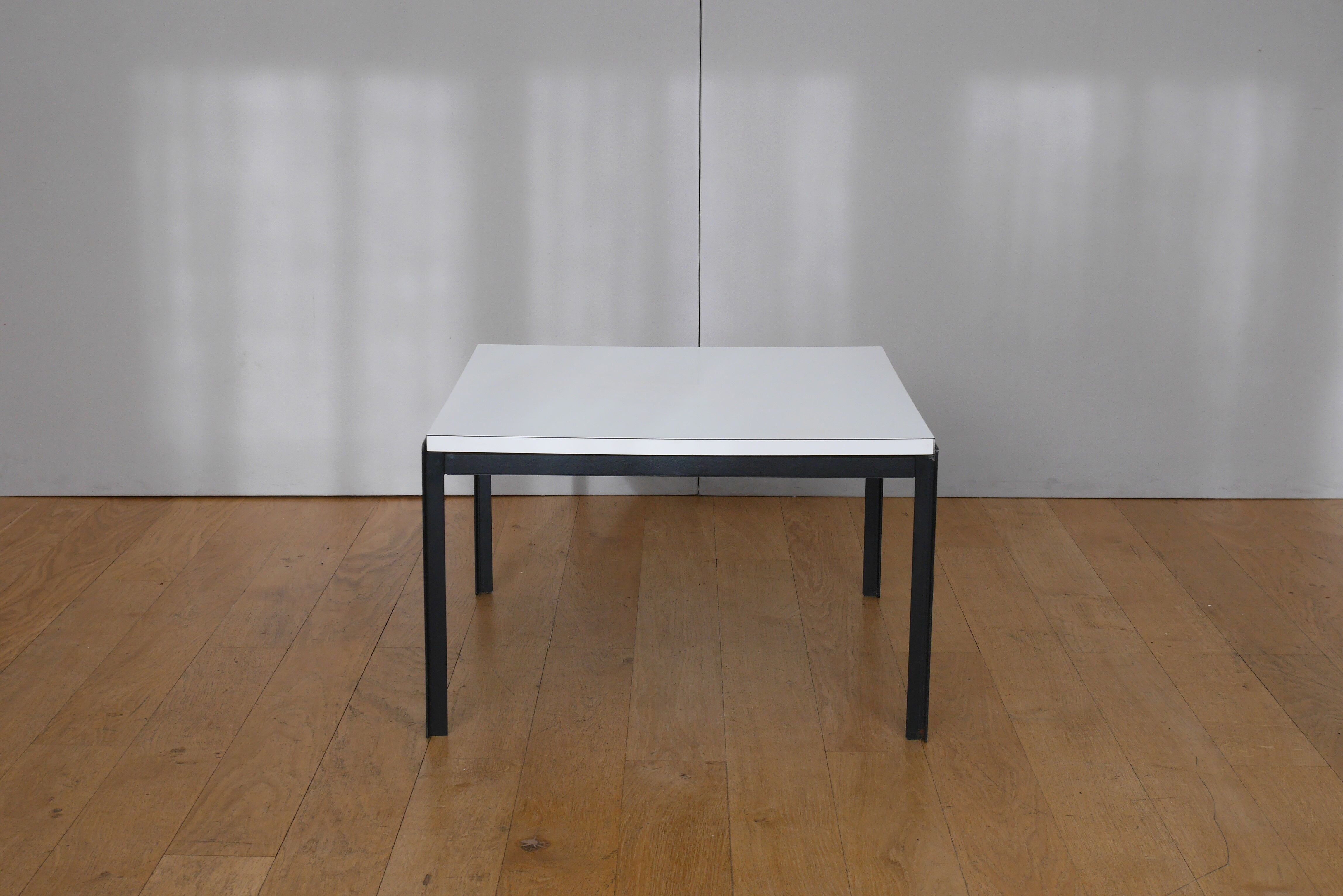 Table basse de Florence Knoll