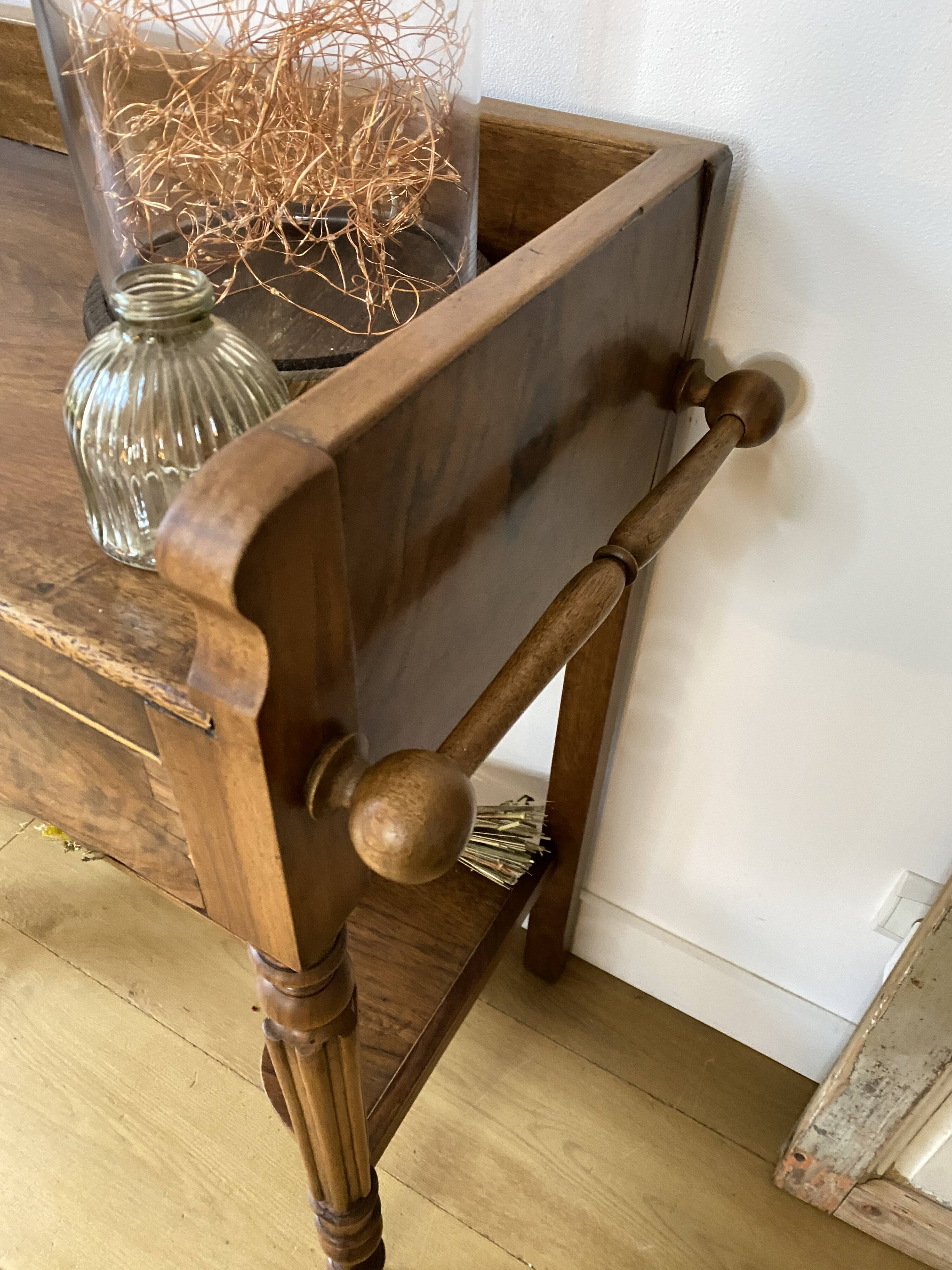 table de toilette / coiffeuse