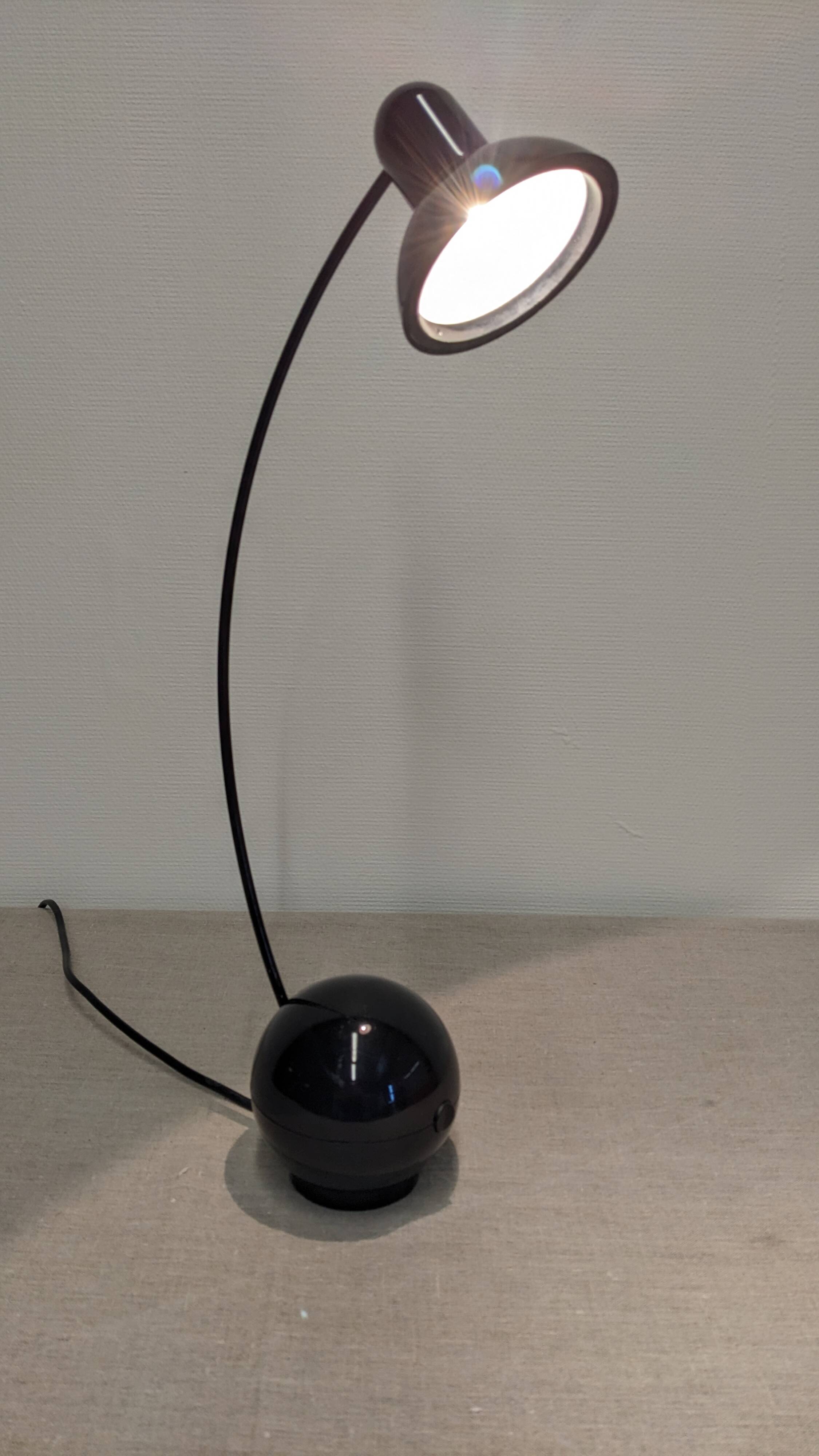 Lampe de bureau articulée post moderniste, France vers 1980