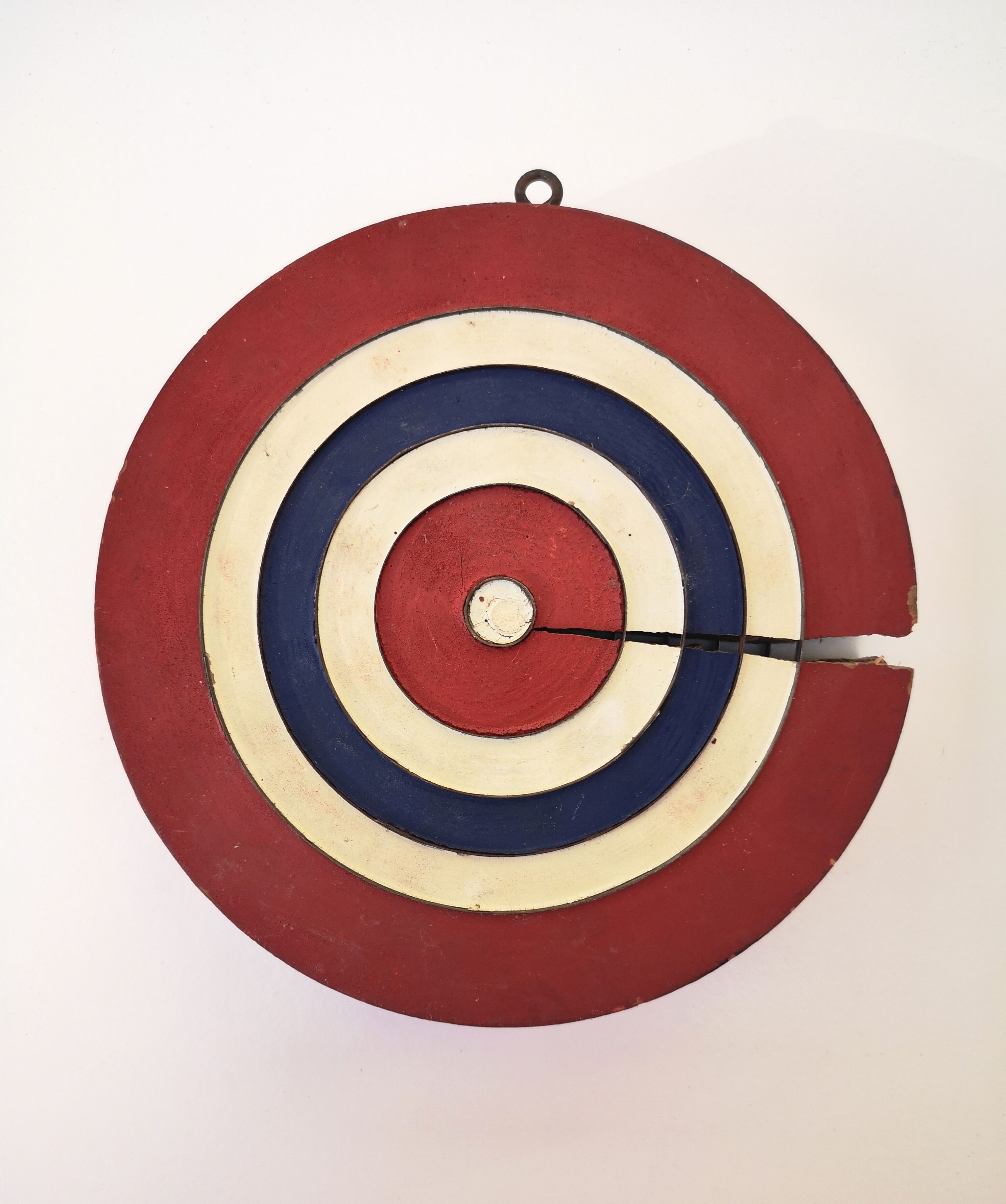 Old target darts game