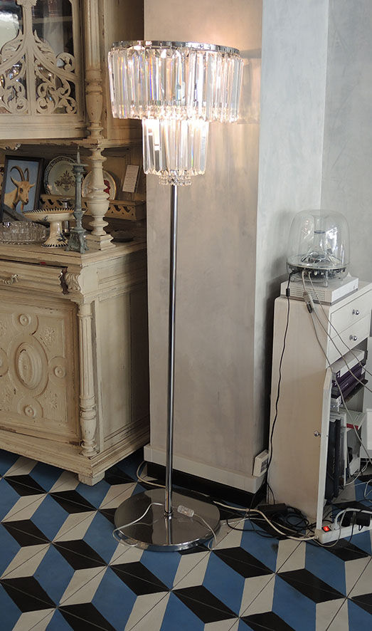 Floor lamp in chrome metal & transparent crystal