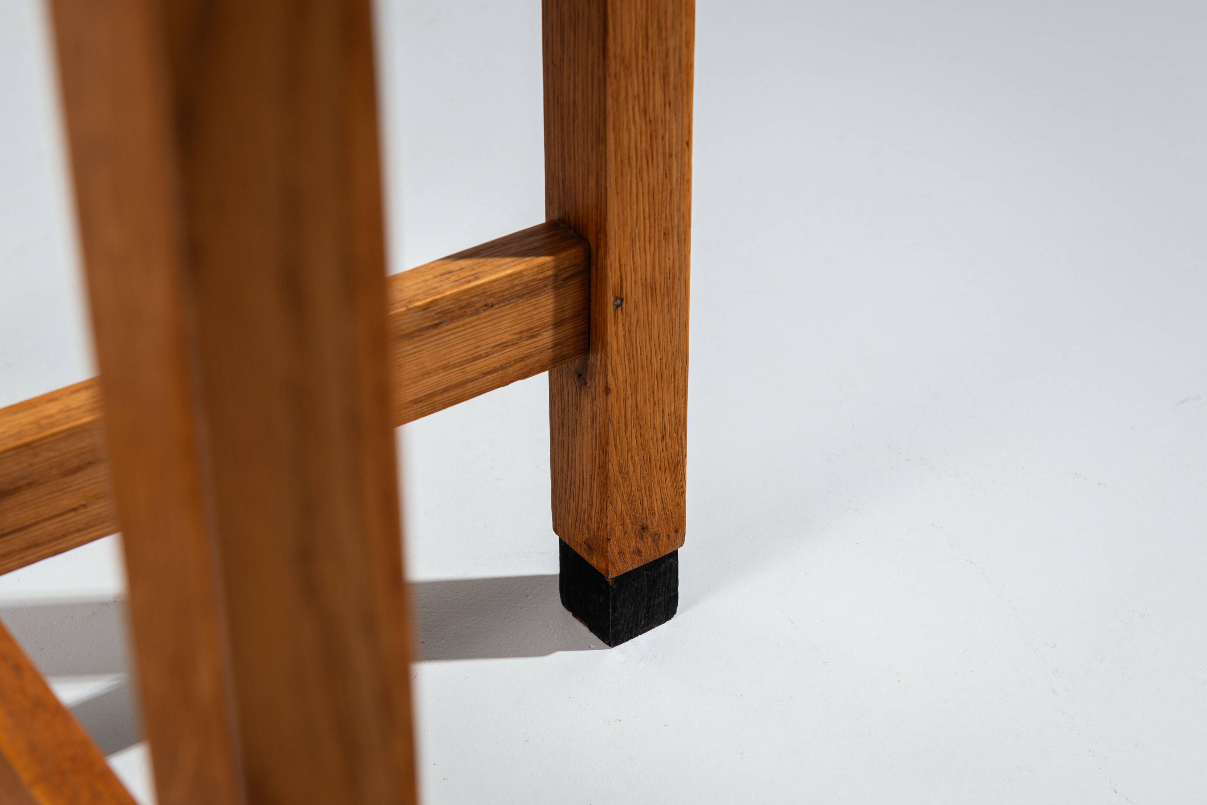 Art Deco Amsterdamse School round sidetable