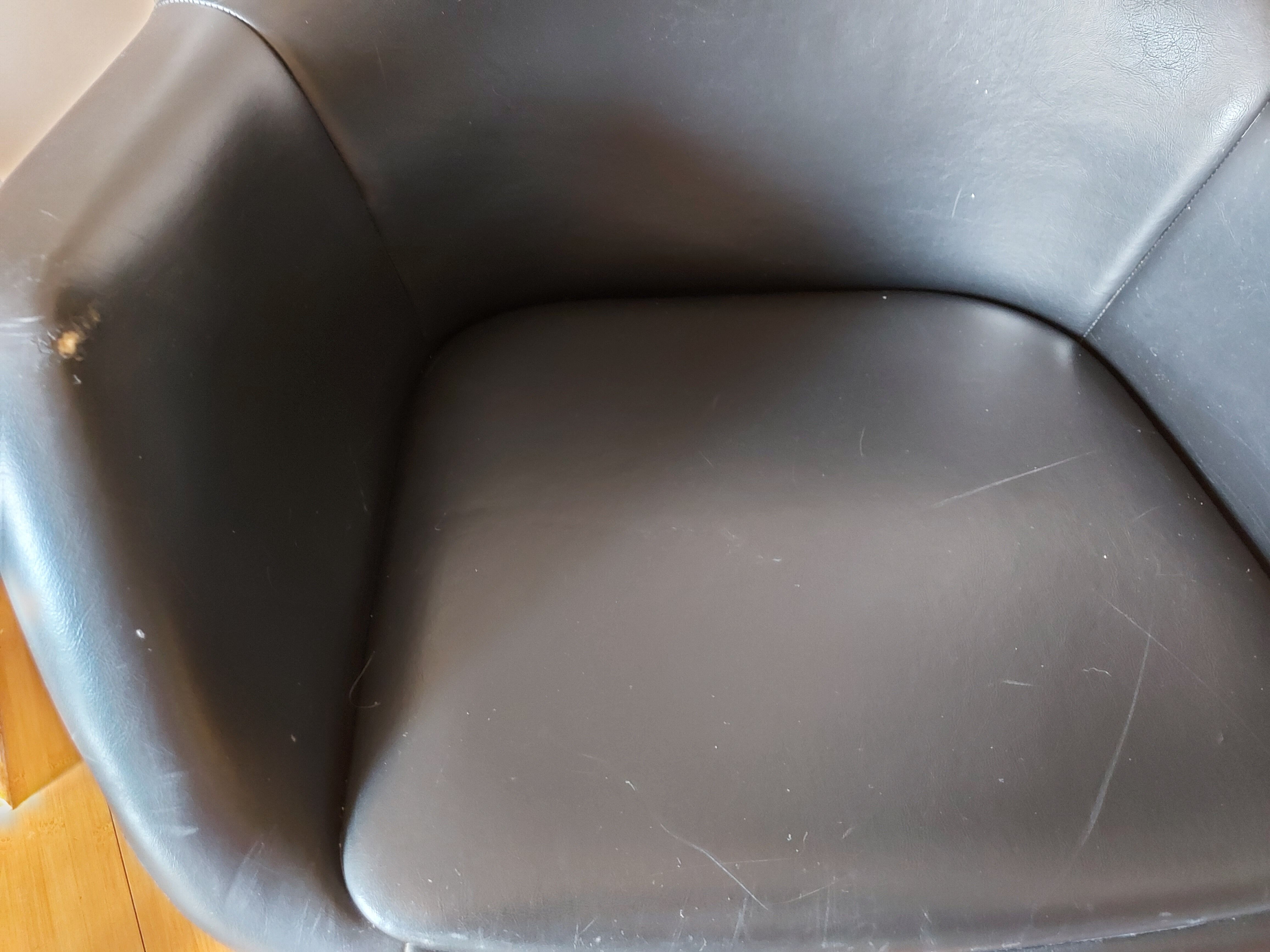 Strafor swivel-hulled office chair