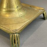 Bougeoir espagnol en laiton, vers 1700