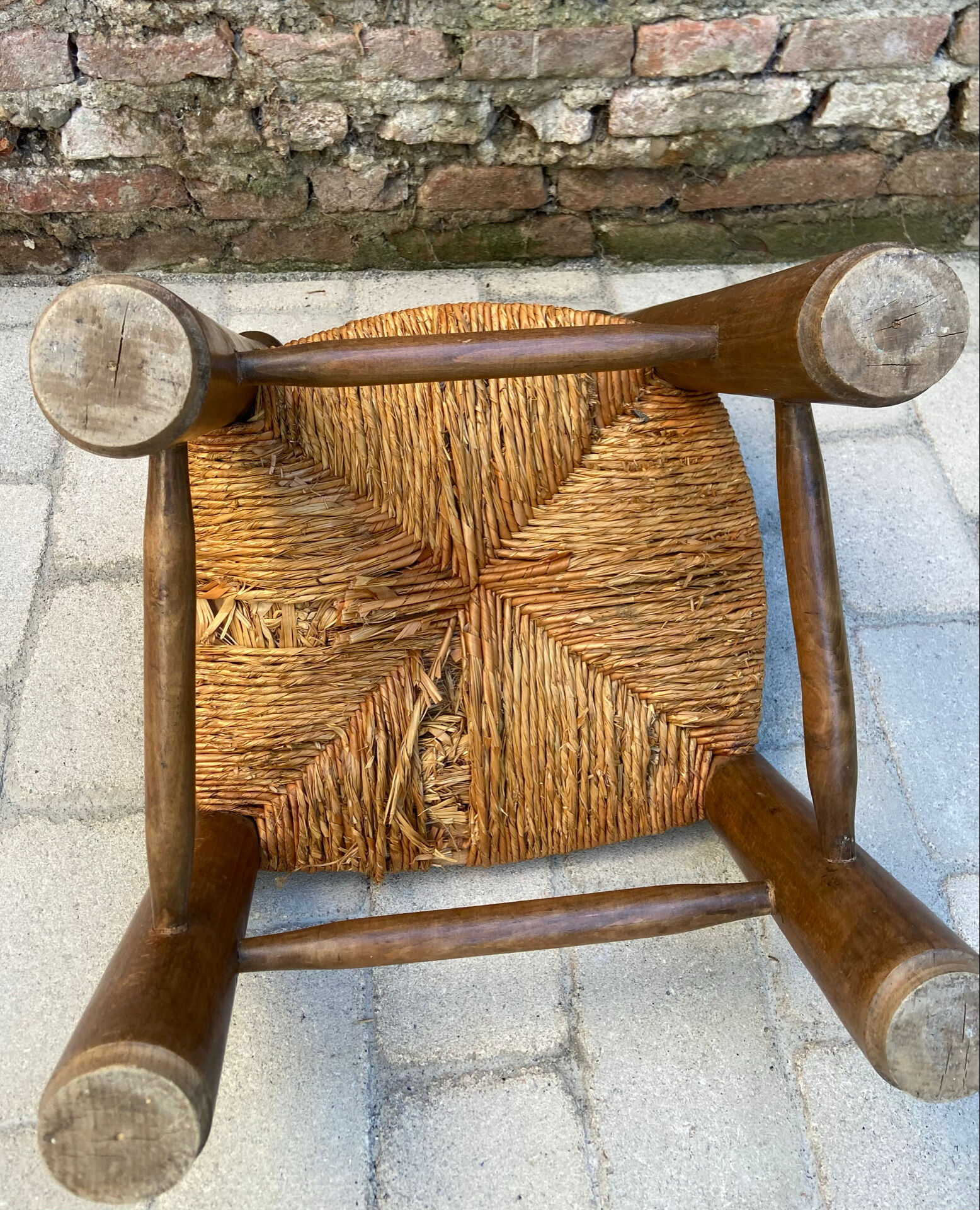Paire de chaises brutalistes attribuées à Charles Dudouyt