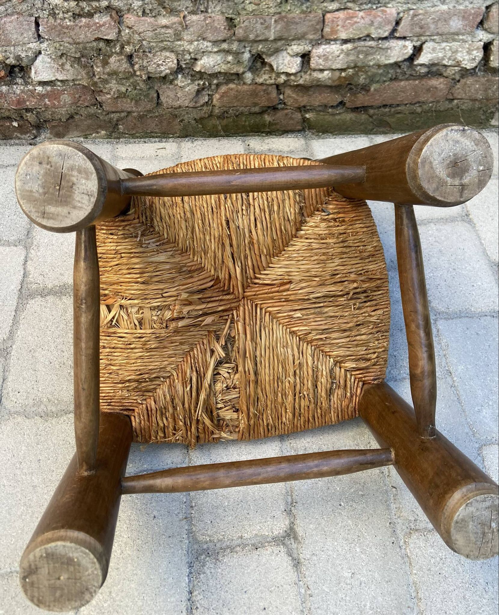 Paire de chaises brutalistes attribuées à Charles Dudouyt