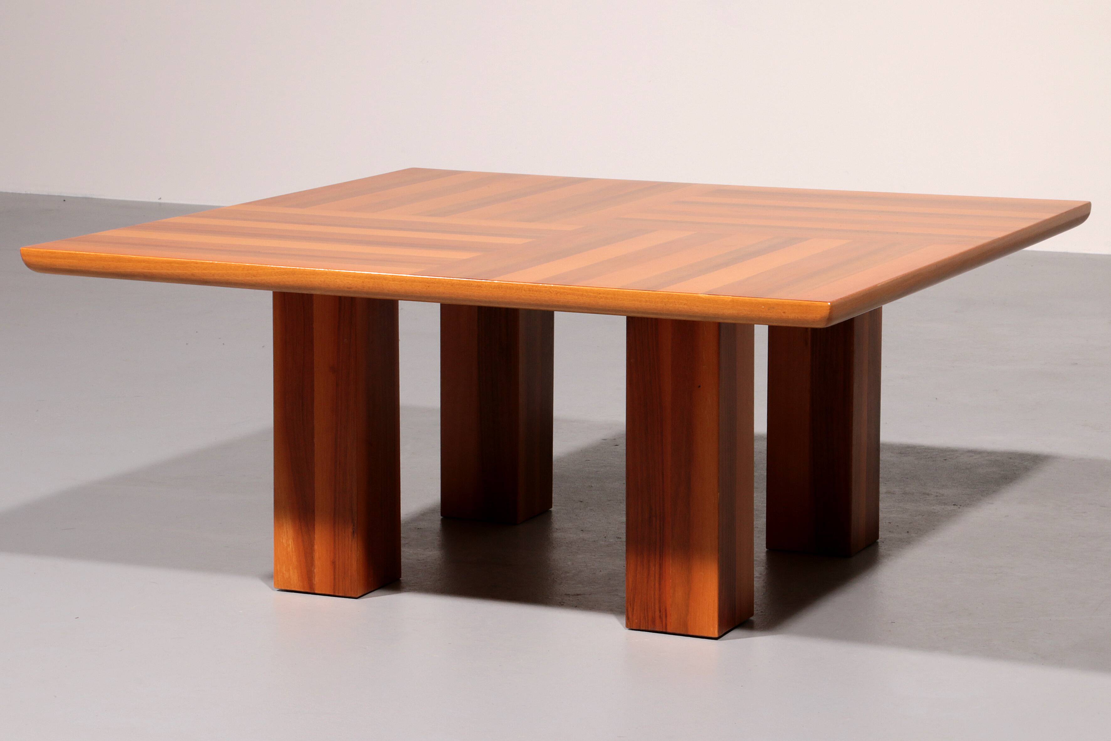 Exquisite Walnut Coffee Table – A Masterpiece of Italian Modernis