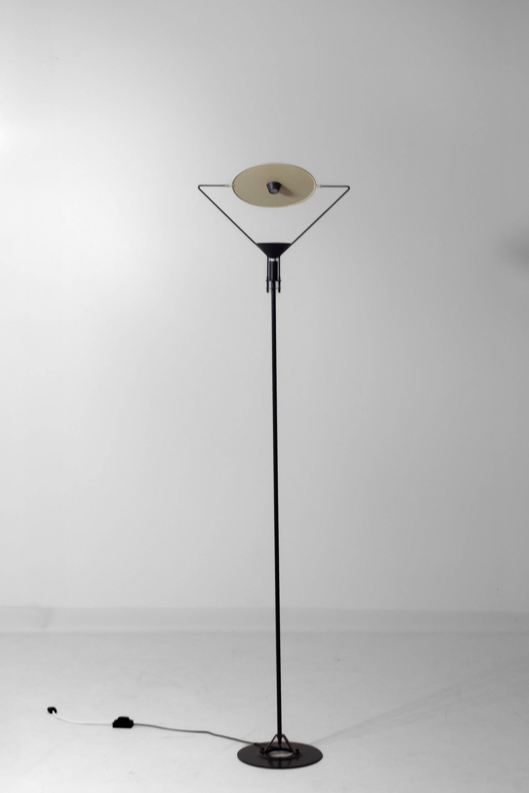 Lampe postmoderne « Polifemo » d'Artemide, Italie, années 1980