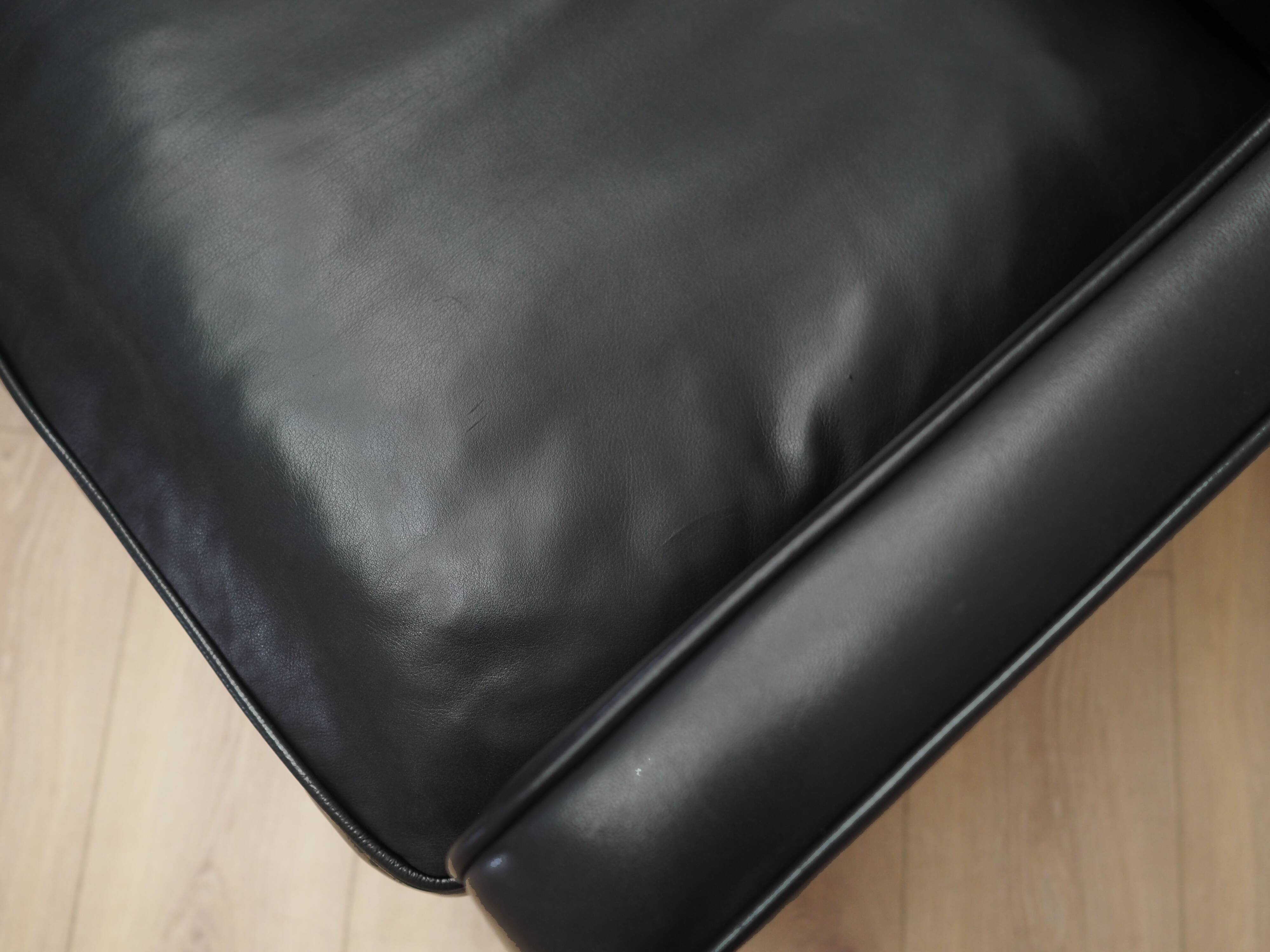 Black leather sofa, Danish design, 1970s, manufacture: Hurup Møbelfabrik