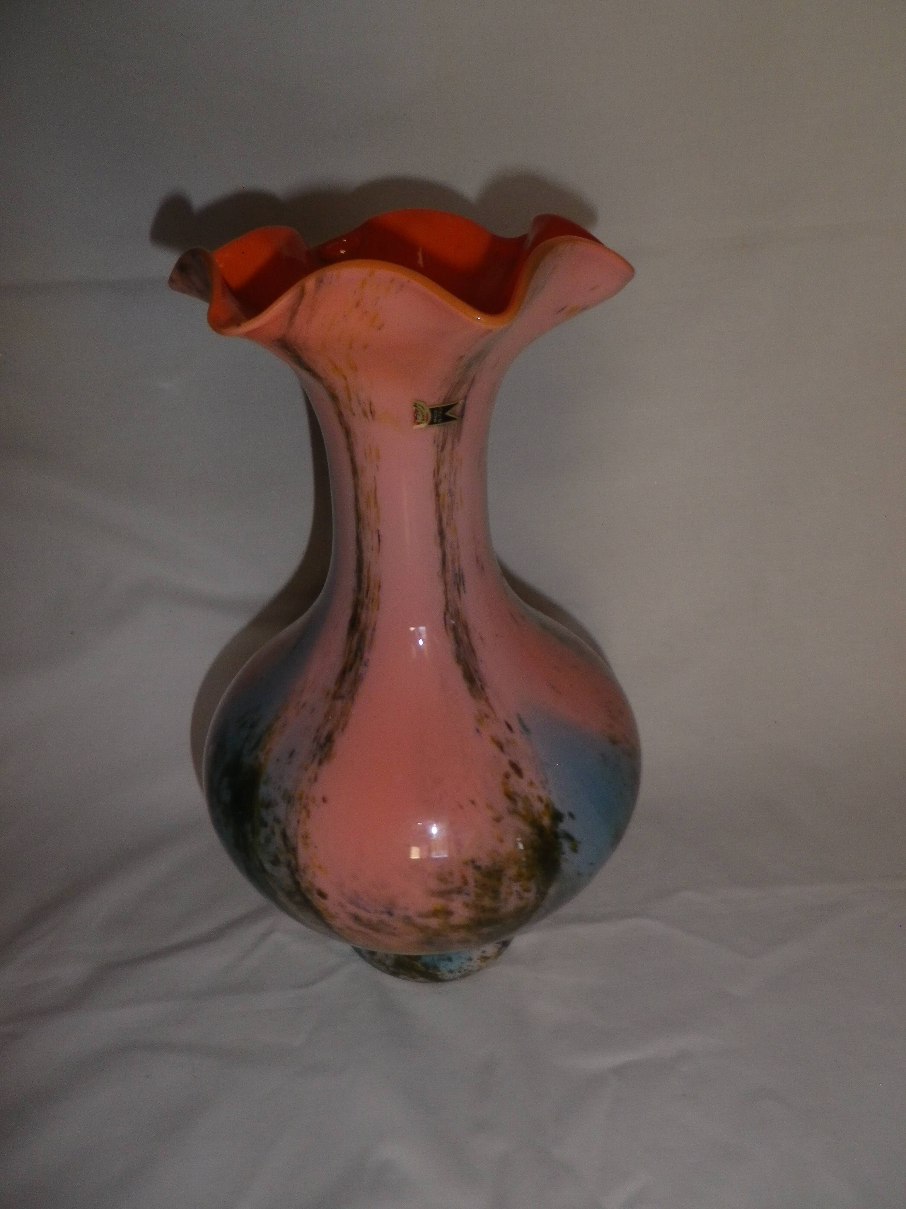 Murano vase with corolla neck