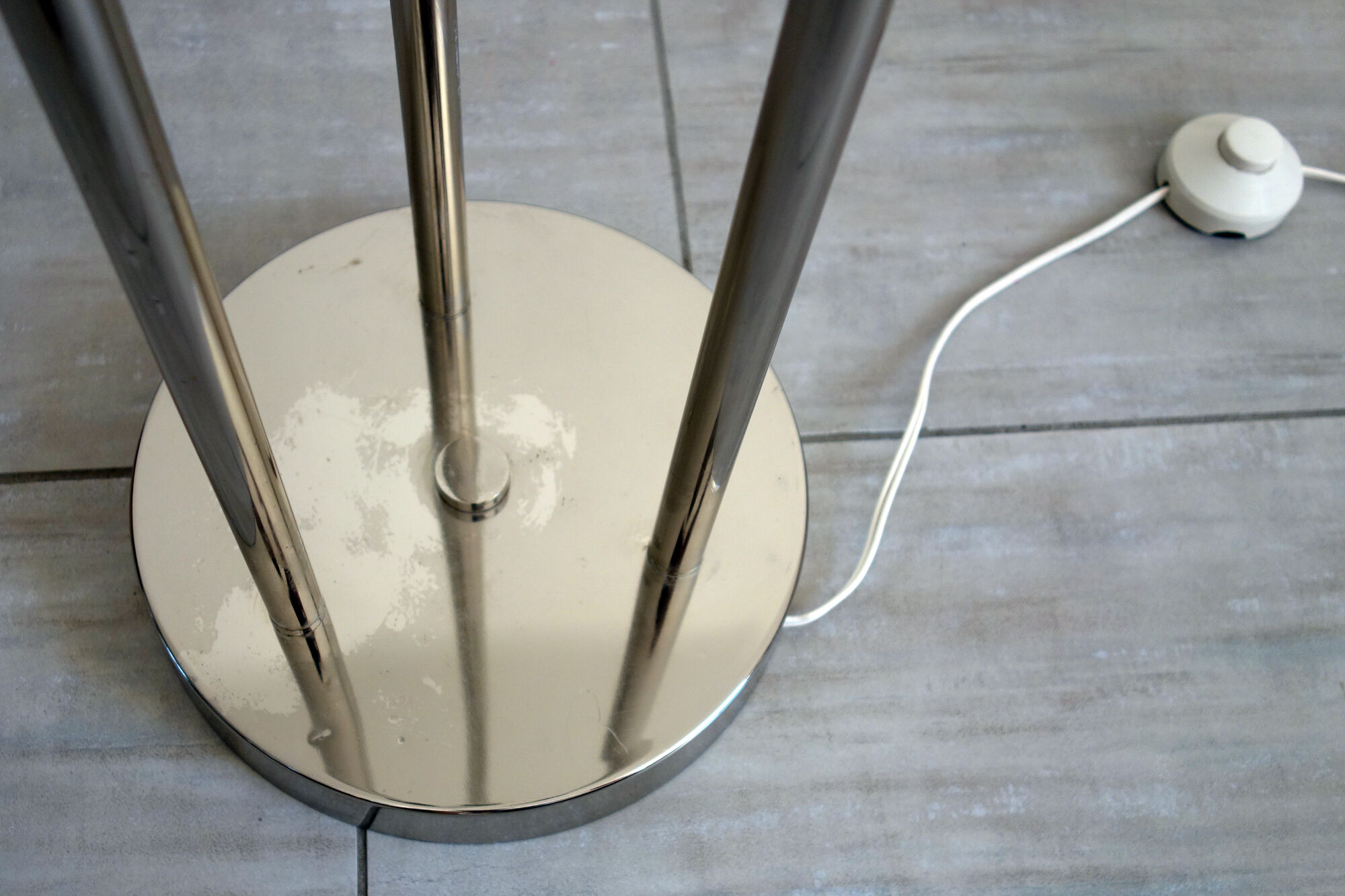 Space Age floor lamp vntage glass and chromed metal, 1970s
