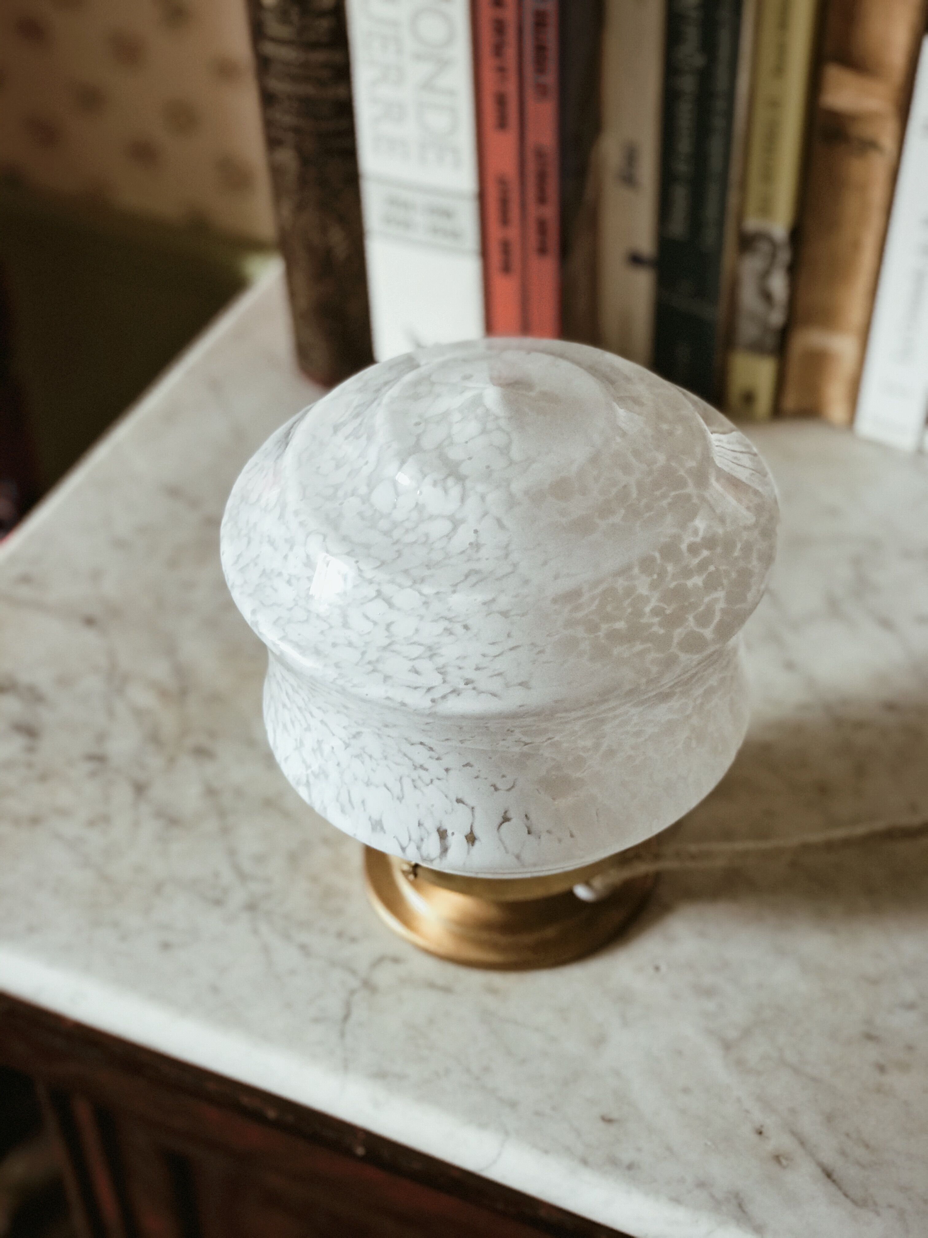 Art deco table lamp in white clichy glass