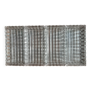 Service platter for aperitifs with four compartments in cut glass.