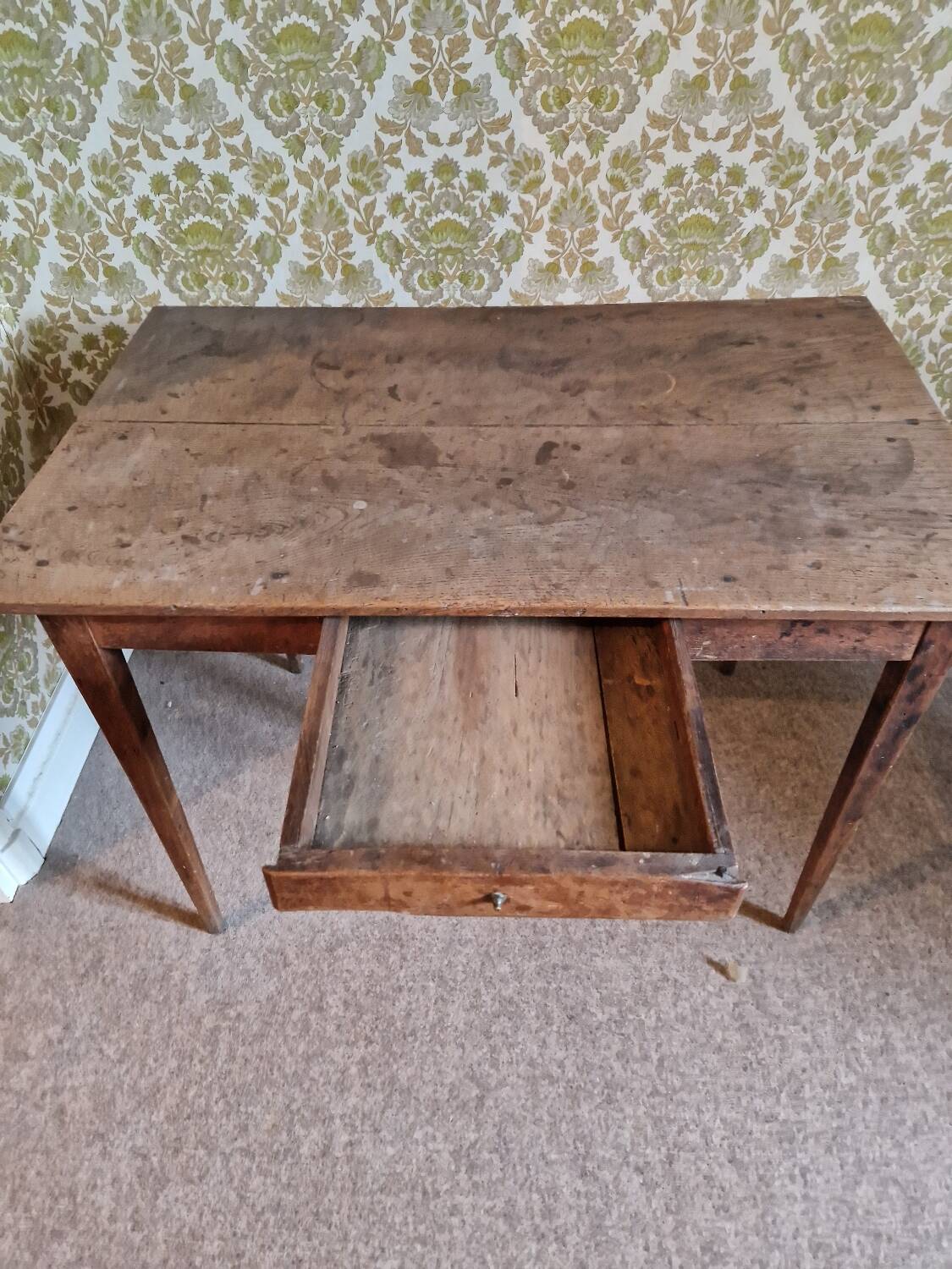 Petite table de ferme en chêne