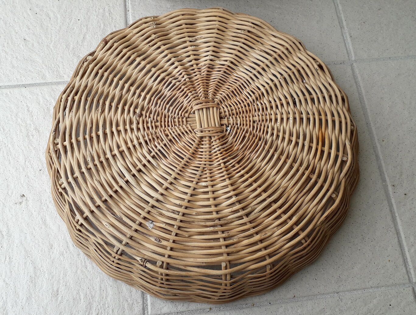 Wicker basket