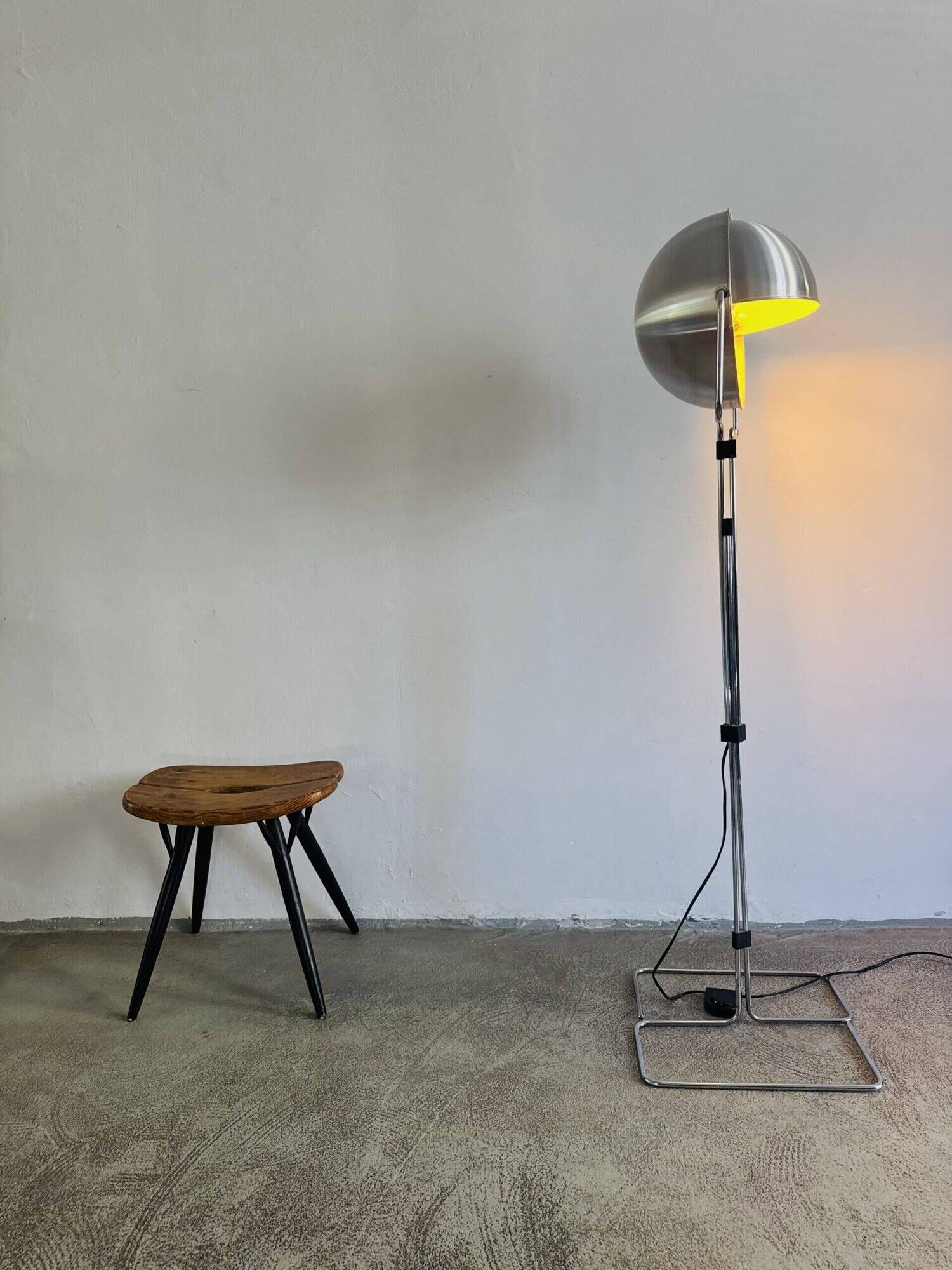 D2017 'Eclipse' Floor Lamp By Evert Jelles For Raak Amsterdam, The Netherlands 1960S
