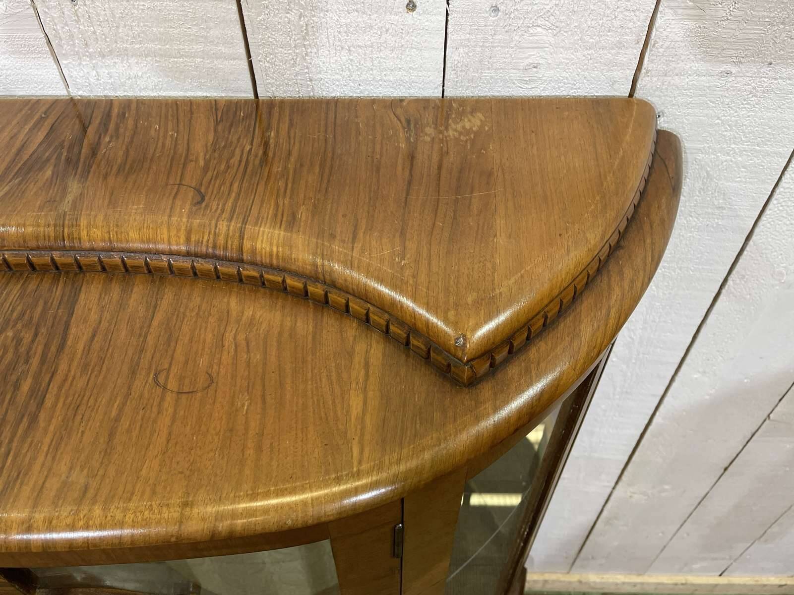 English display cabinet from the 1950s in walnut