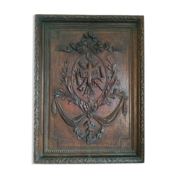 Carved wooden panel décor with music trophy